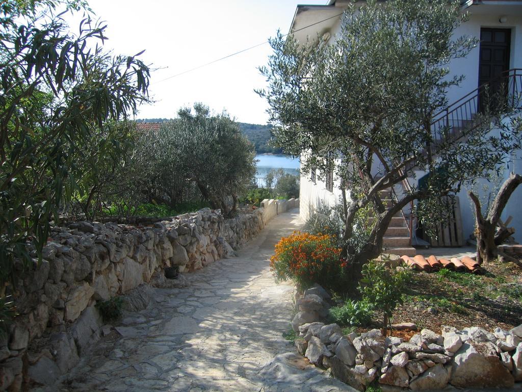 Holiday Home Zeljana Kaprije Exterior foto